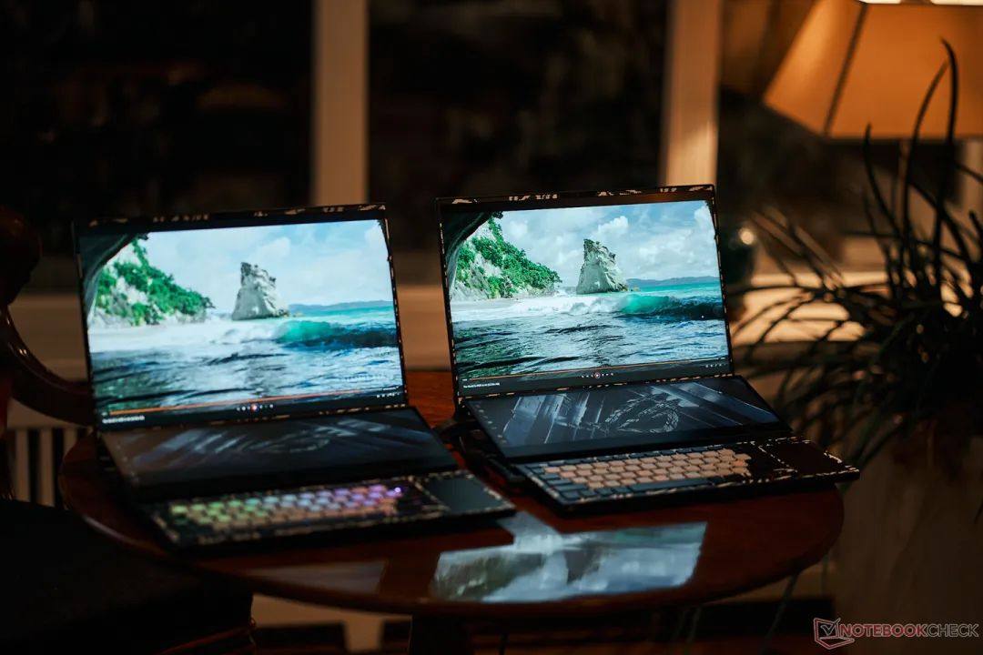 ROG 发布新款冰刃 16 双屏笔记本：搭载 R9 7945HX，16 英寸 MiniLED 主屏