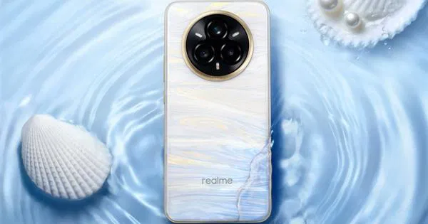 全球首创冷敏变色设计，realme 14 Pro 首发亮相